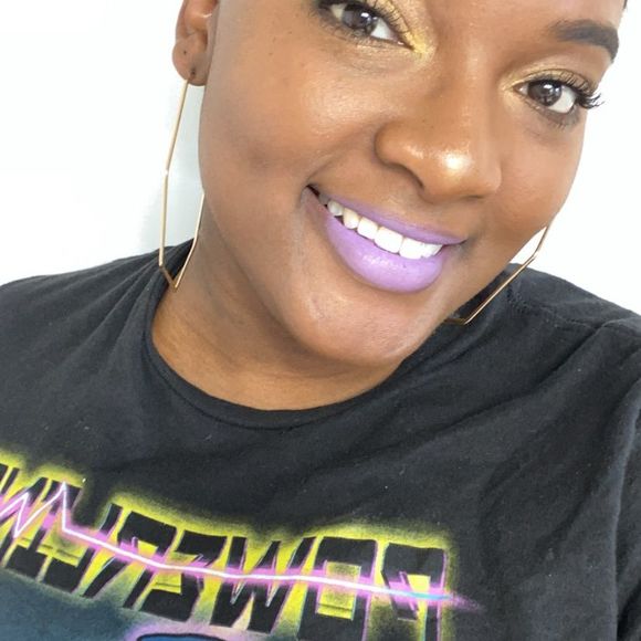 Meet your Posher, Teryn - Picture 1 of 1